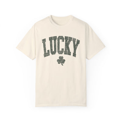 Lucky T-shirt - distressed (Comfort Colors)