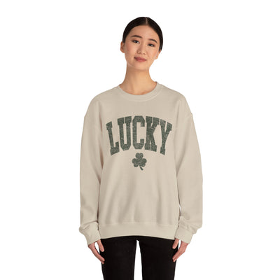 Lucky Sweatshirt - distressed  (GILDAN)